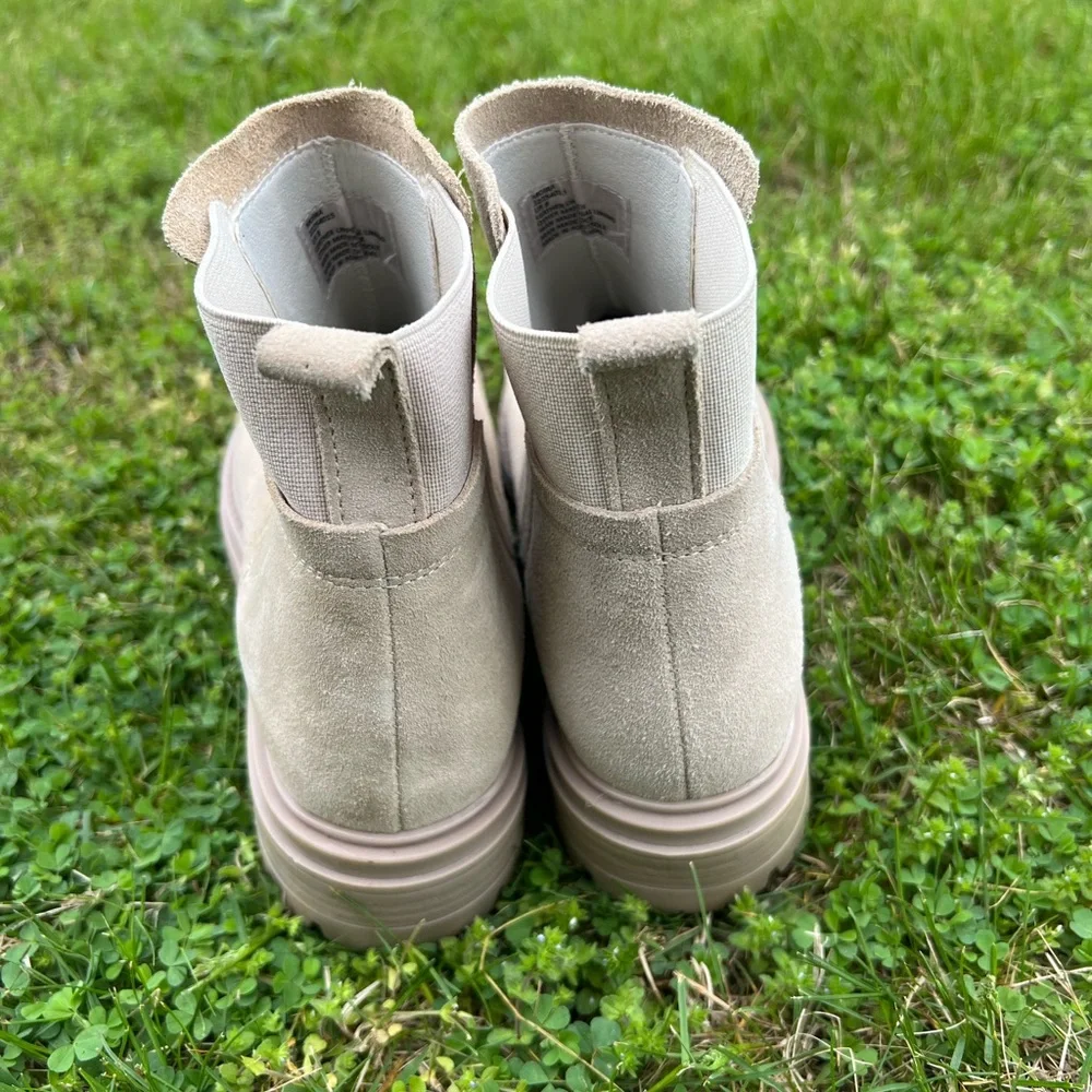 NWOT Steve Madden Woman’s Sand Suede Moira Comfortable Boot Size 8 - Picture 7 of 11